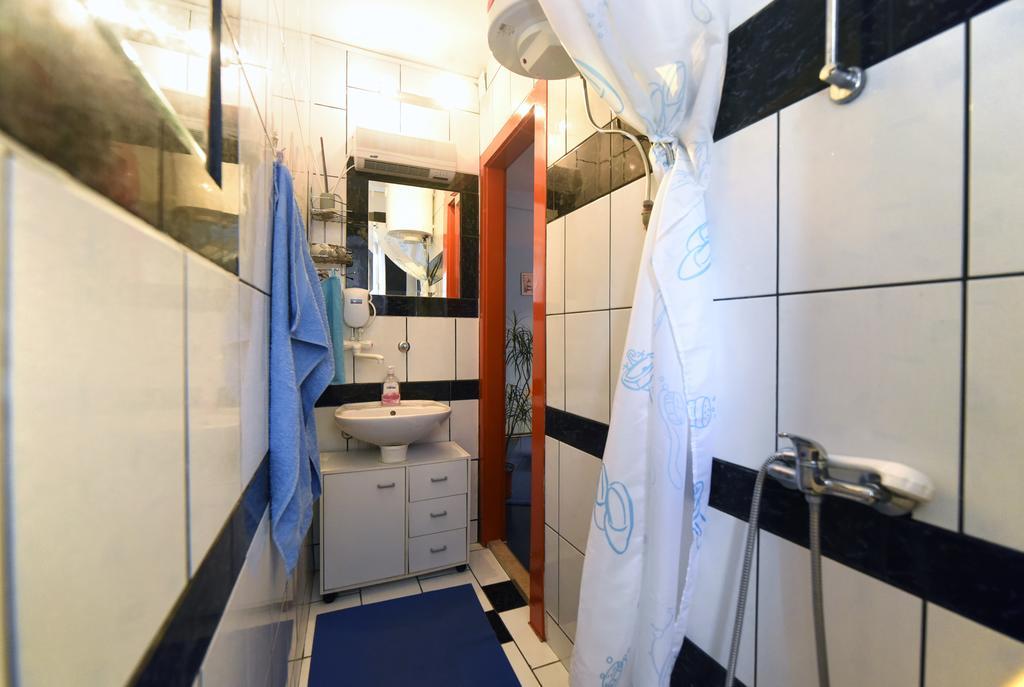 Apartment Orange Purple Blue ザグレブ エクステリア 写真