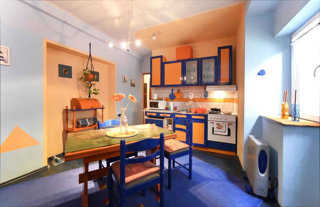 Apartment Orange Purple Blue ザグレブ エクステリア 写真